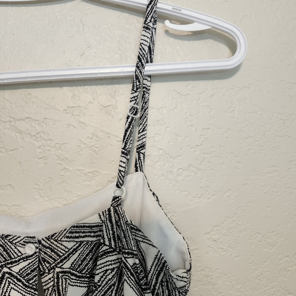 SANS SOUCI One Piece Jumpsuit Geometric Small - Picture 7 of 9